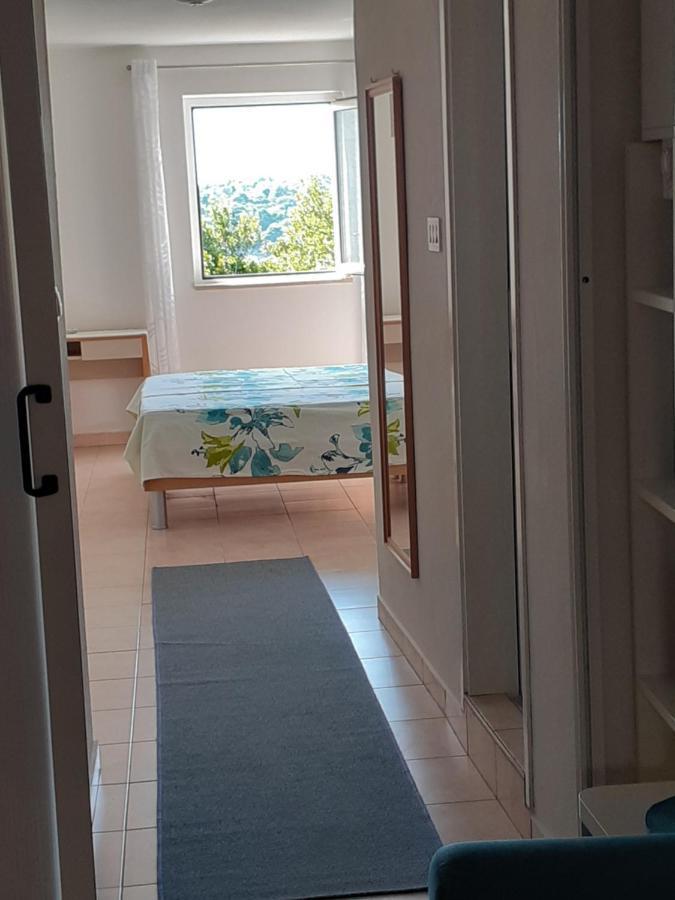 Apartment Zlata Rab Town Extérieur photo