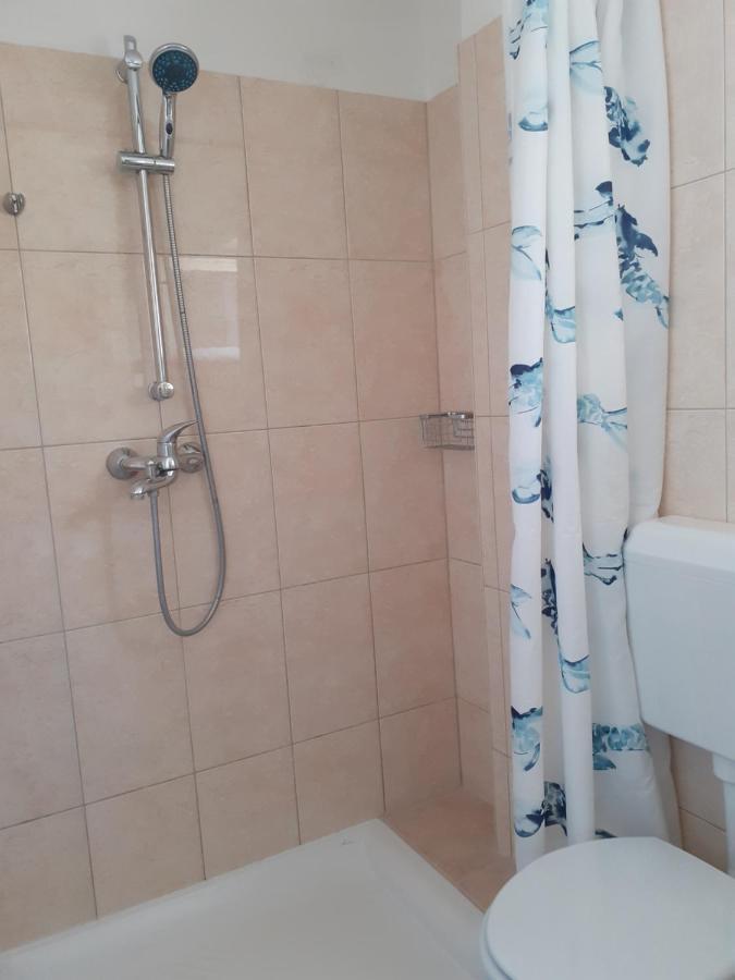 Apartment Zlata Rab Town Extérieur photo