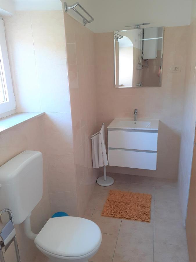 Apartment Zlata Rab Town Extérieur photo